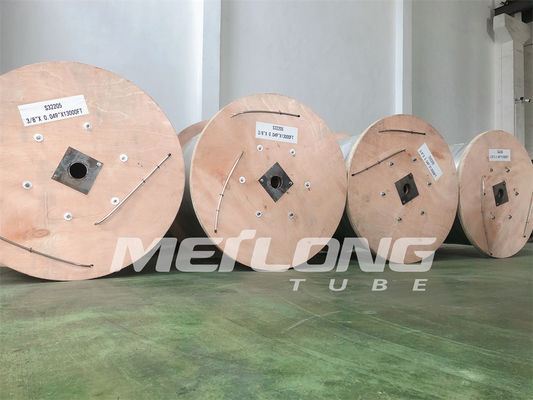 La linea di controllo di acciaio inossidabile tubatura ha arrotolato la tubatura del metallo con le tolleranze dimensionali strette
